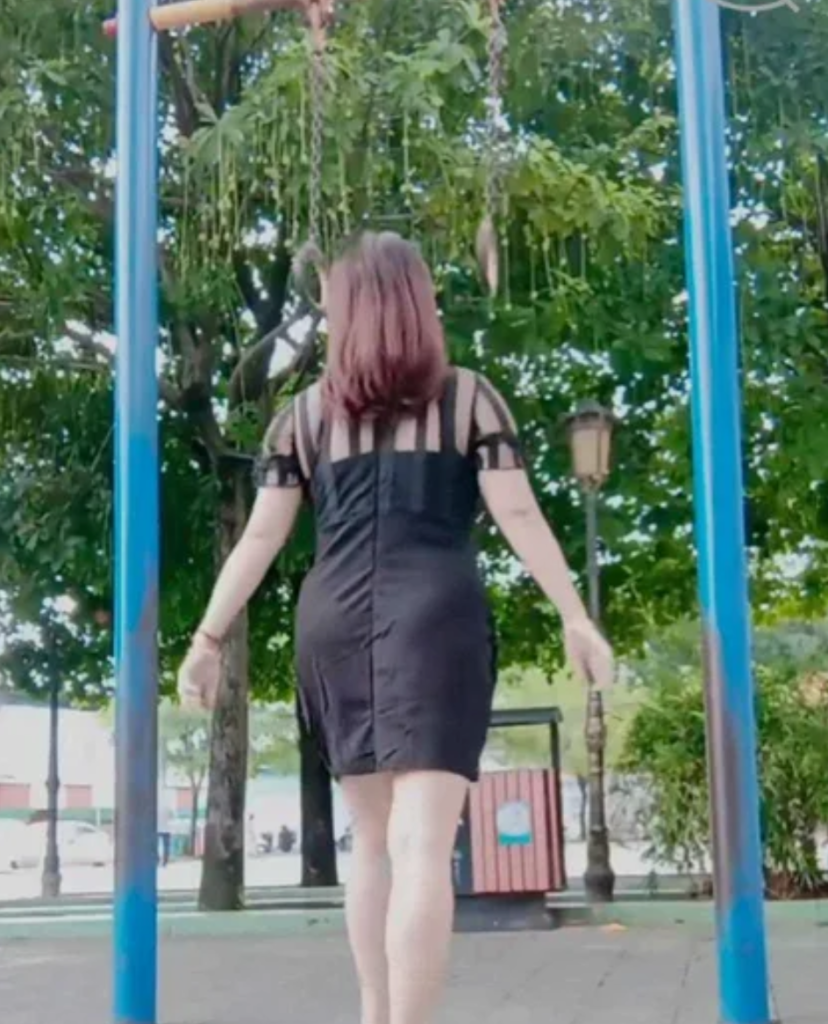 床下为母床上为妻》(ID:171216218201) 单亲妈妈作品封面